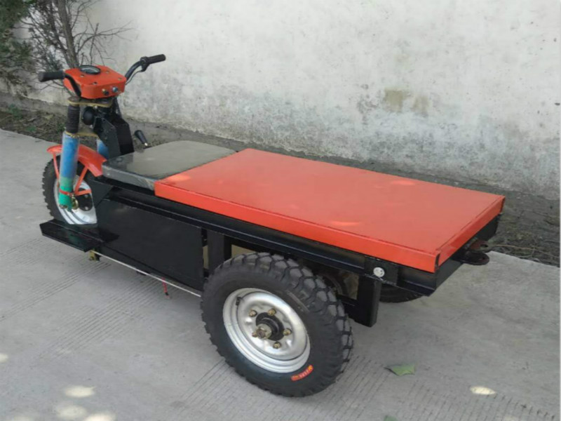 牵引三轮车