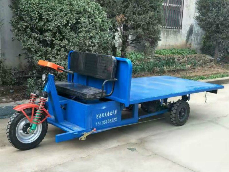 首页 电动平板三轮车 实心胎电动平板车     金业机械生产的1吨实心胎