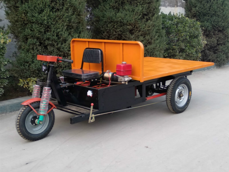Santa CruzHydraulic dump truck