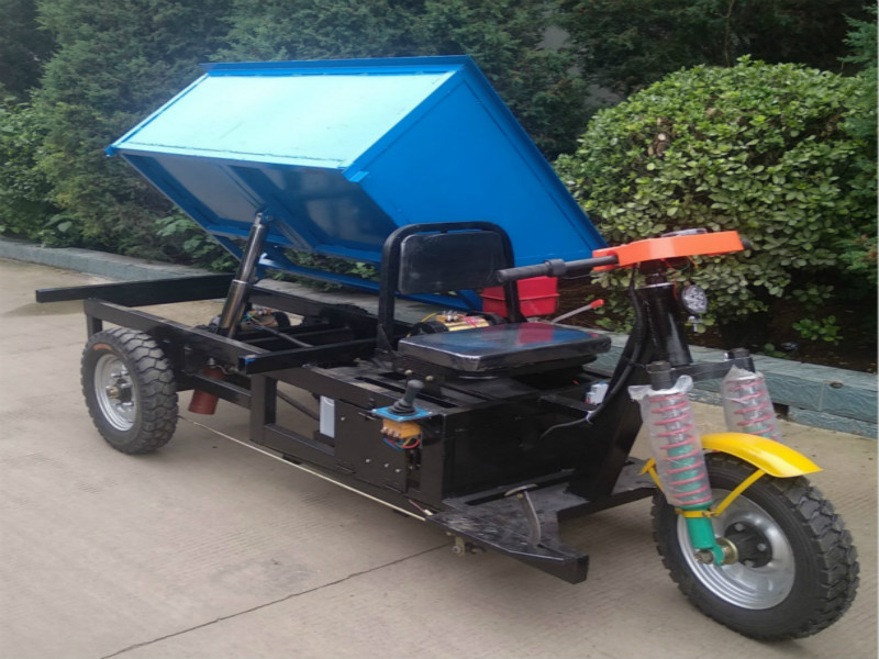 自卸斗三轮车