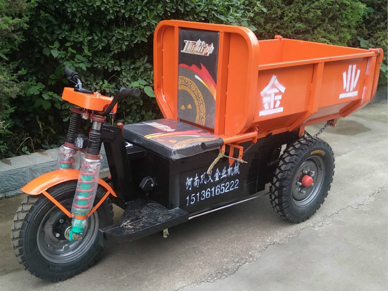 手掀翻斗车