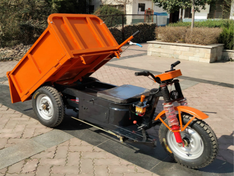 手掀翻斗车